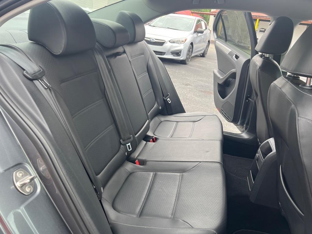 Volkswagen Jetta 1.4T SE 6A 2018