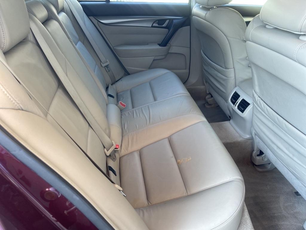 Acura TL 5-Speed AT 2011