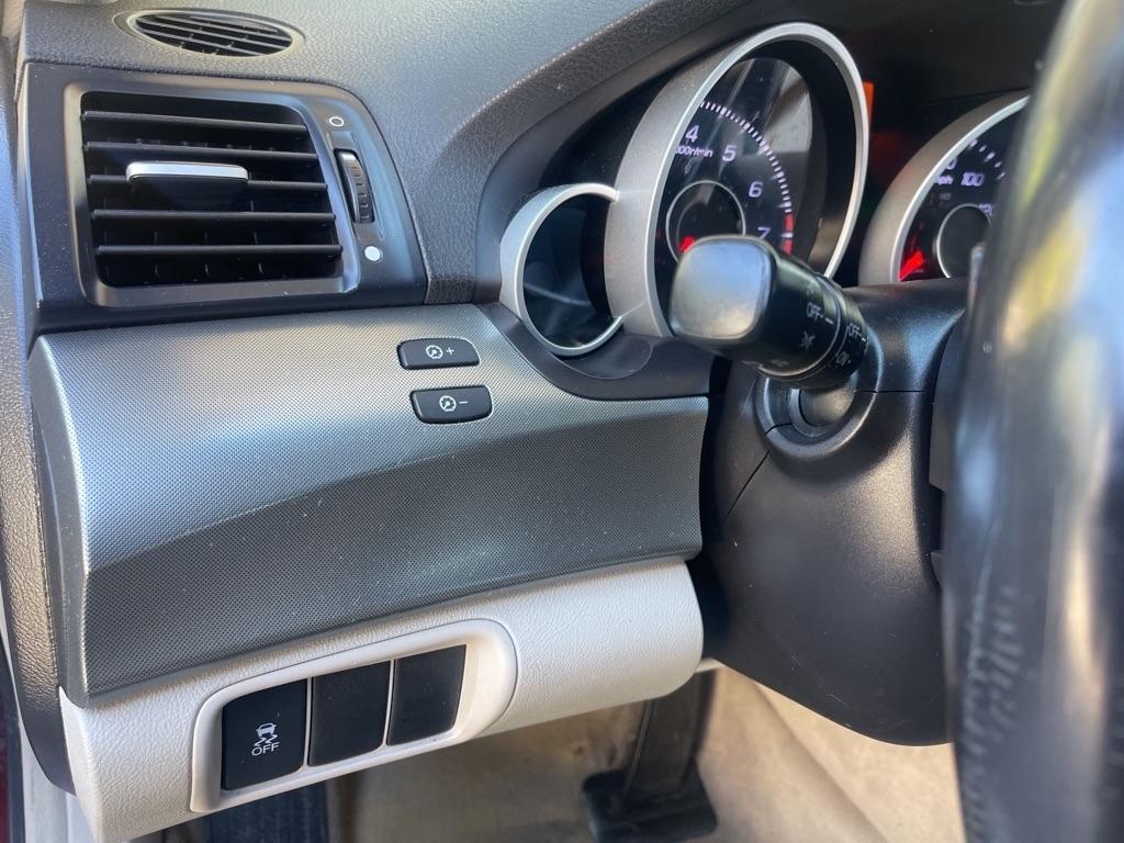 Acura TL 5-Speed AT 2011