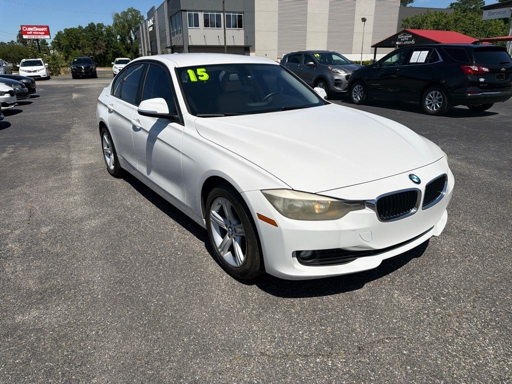 BMW 3-Series 320i Sedan 2015