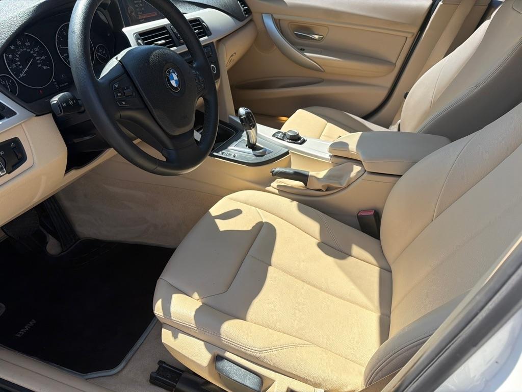 BMW 3-Series 320i Sedan 2015