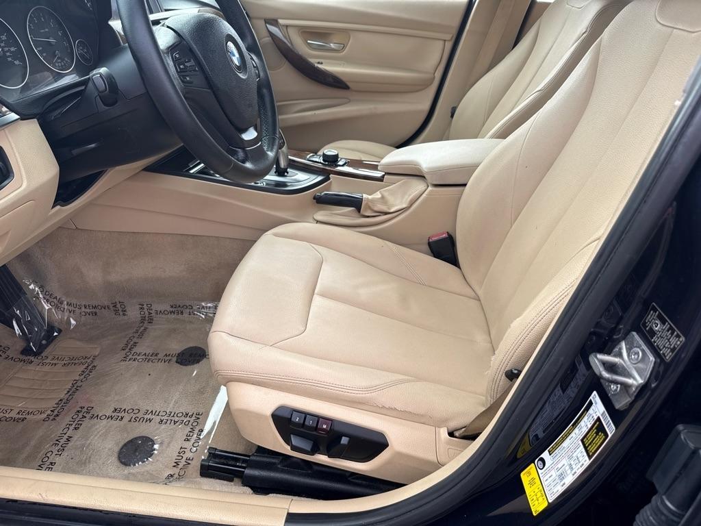 BMW 3-Series 328i Sedan 2013