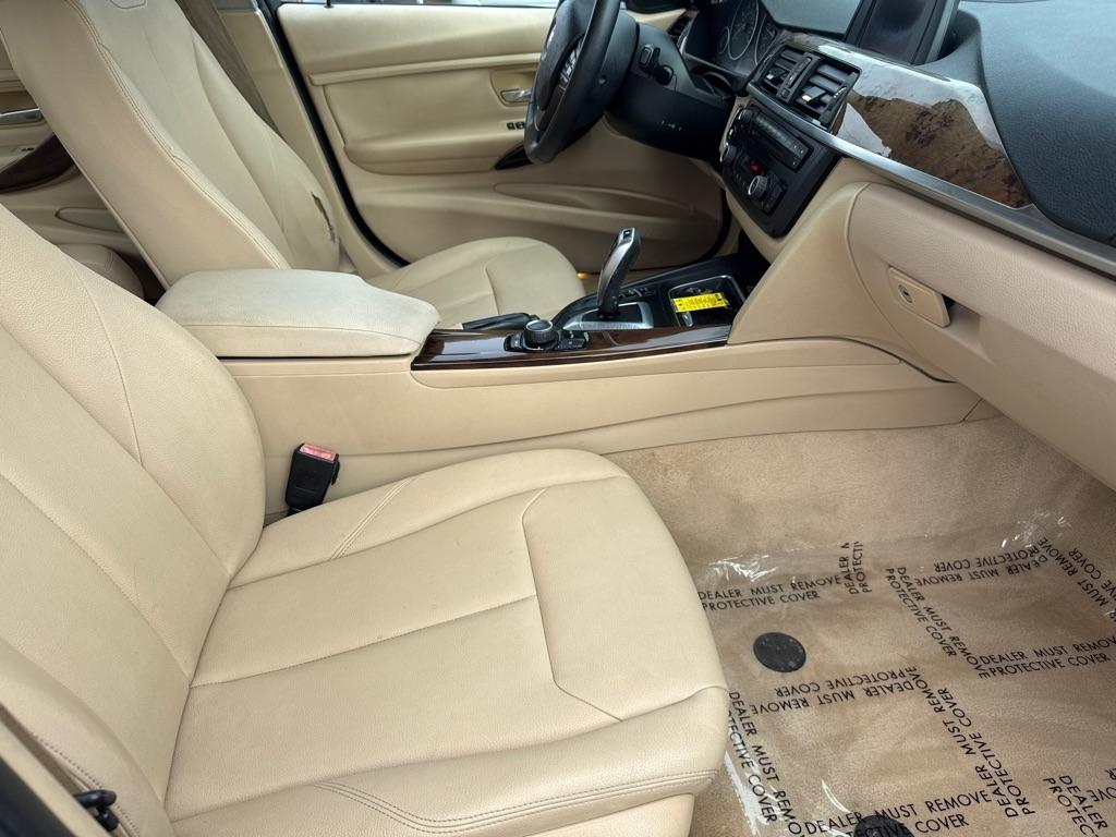 BMW 3-Series 328i Sedan 2013