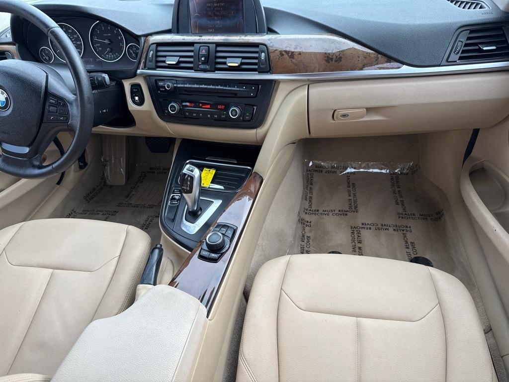 BMW 3-Series 328i Sedan 2013