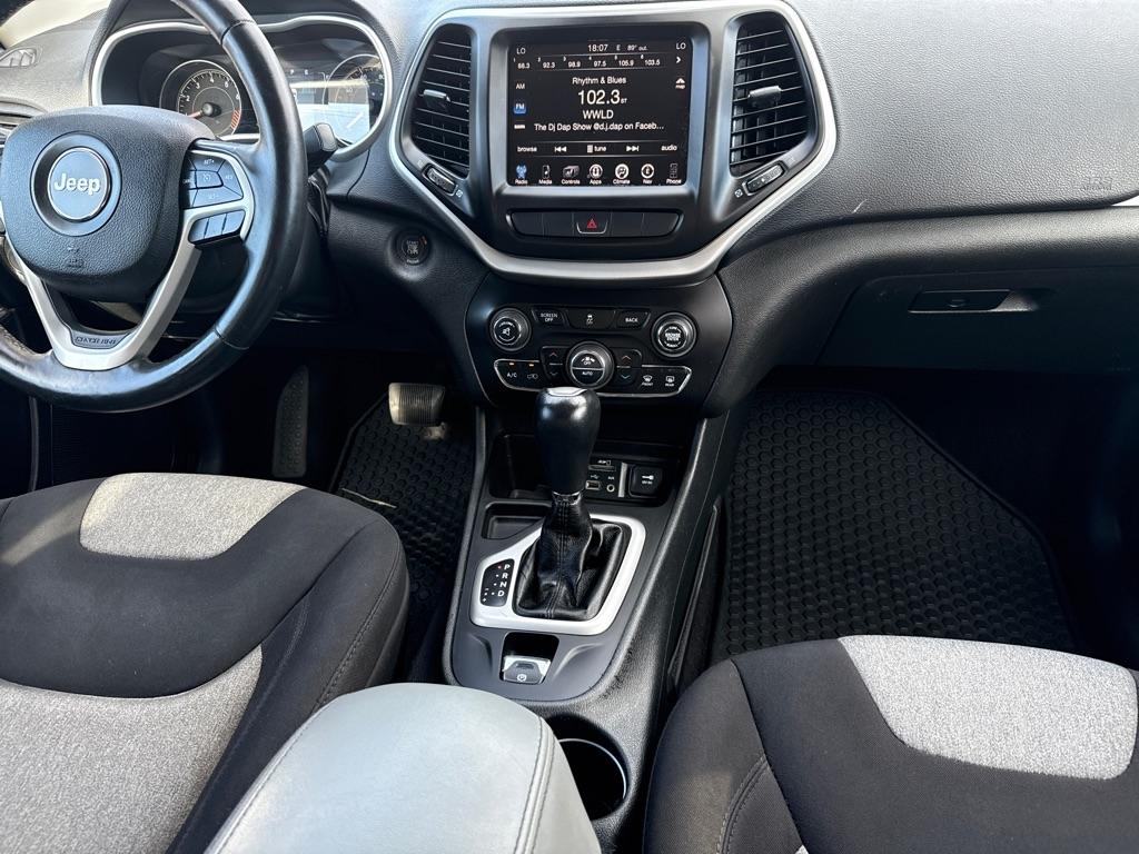 Jeep Cherokee Latitude FWD 2014