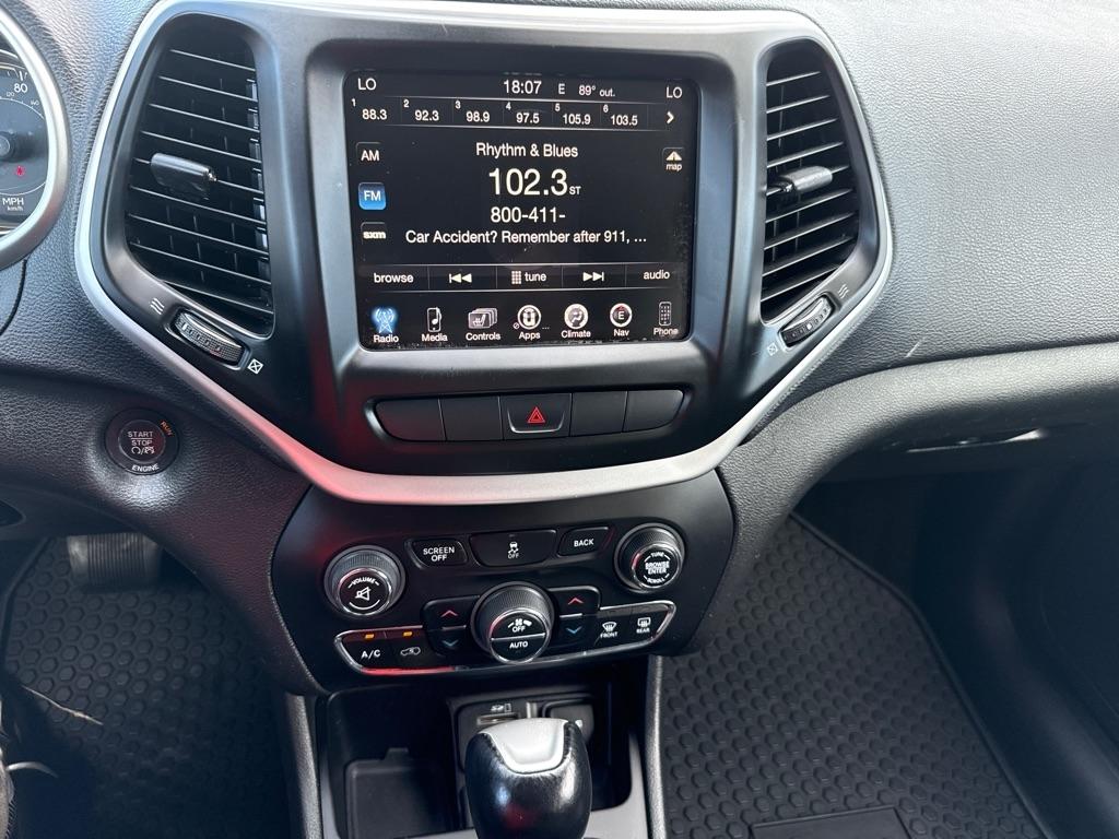 Jeep Cherokee Latitude FWD 2014