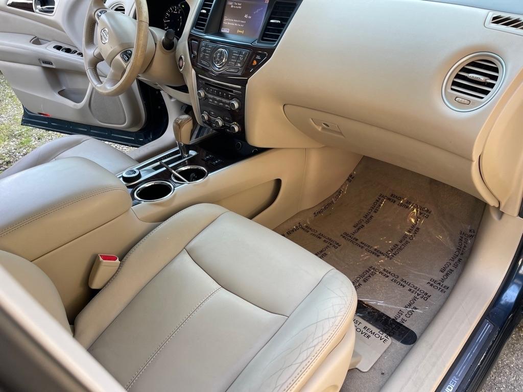 Nissan Pathfinder S 4WD 2014