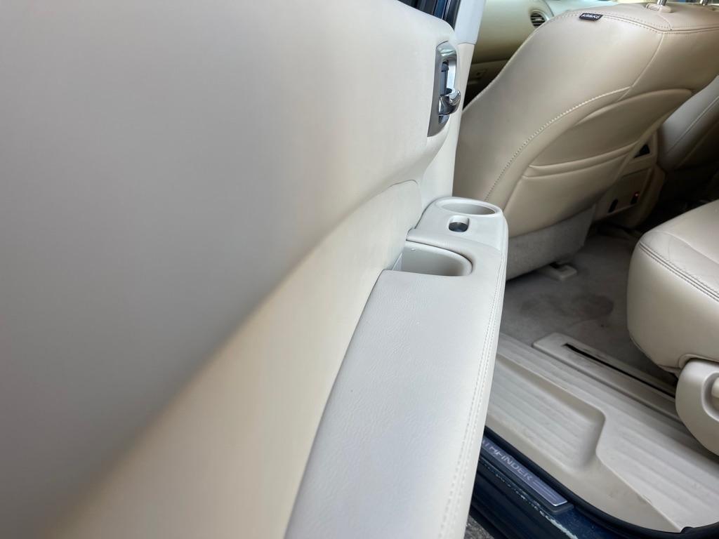 Nissan Pathfinder S 4WD 2014