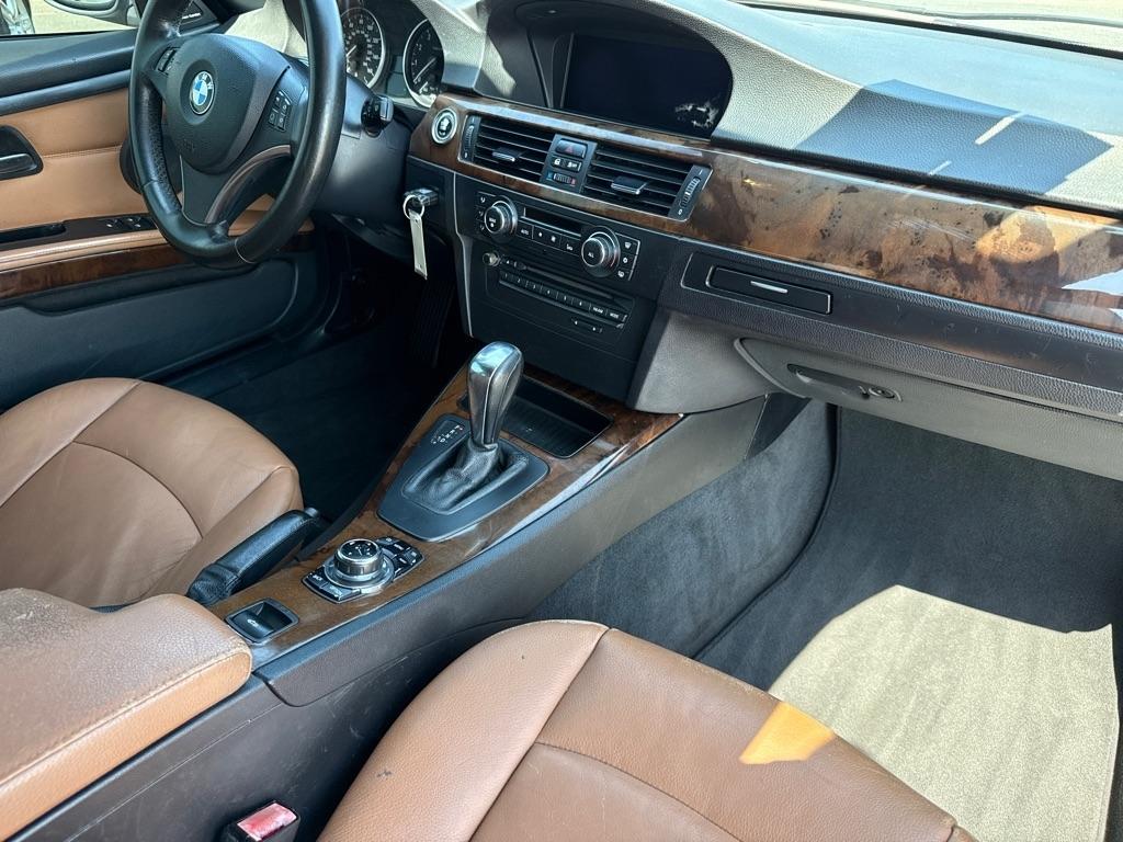 BMW 3-Series 328i Convertible 2012