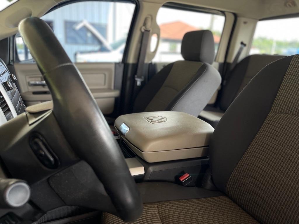 Dodge Ram 1500 SLT Crew Cab 2WD 2009