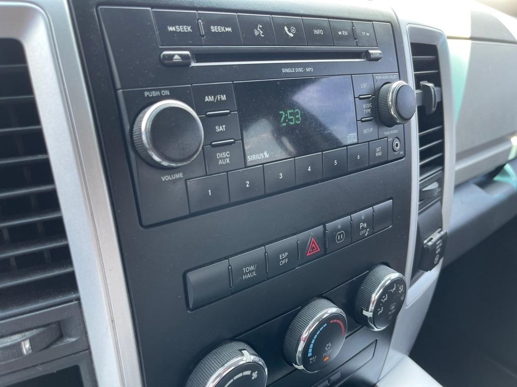 Dodge Ram 1500 SLT Crew Cab 2WD 2009