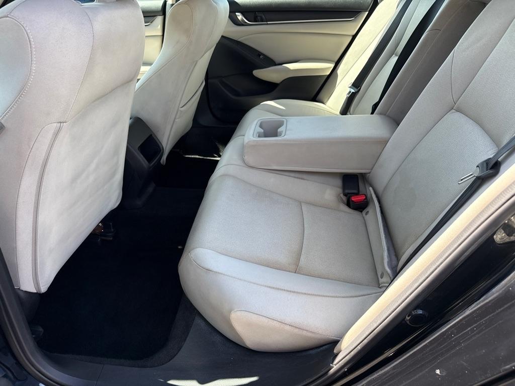 Honda Accord LX CVT 2018