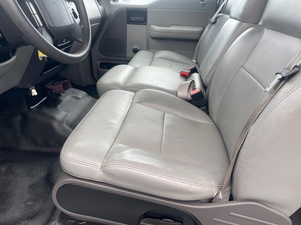 Ford F-150 Lariat SuperCab 2WD 2005