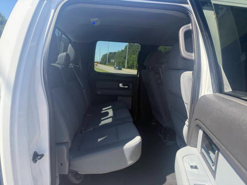 Ford F-150 XL SuperCrew 5.5-ft. Bed 4WD 2013