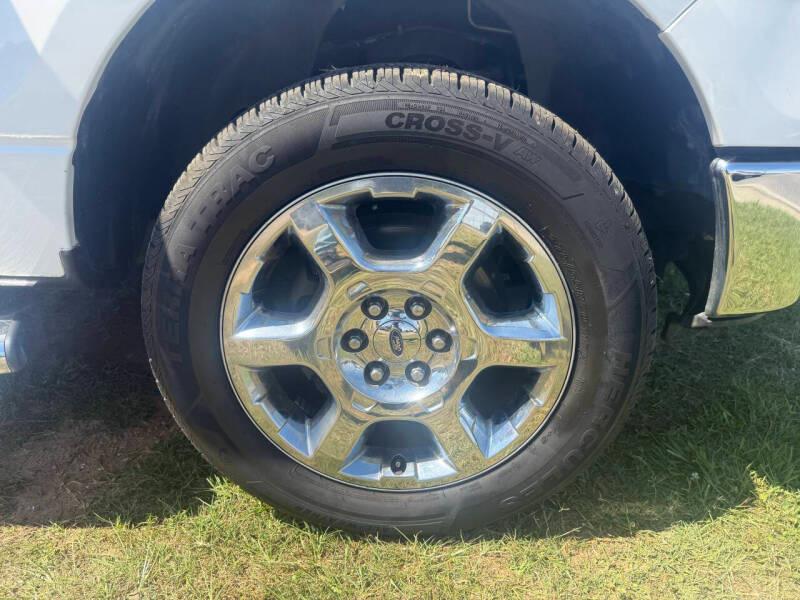 Ford F-150 XL SuperCrew 5.5-ft. Bed 4WD 2013