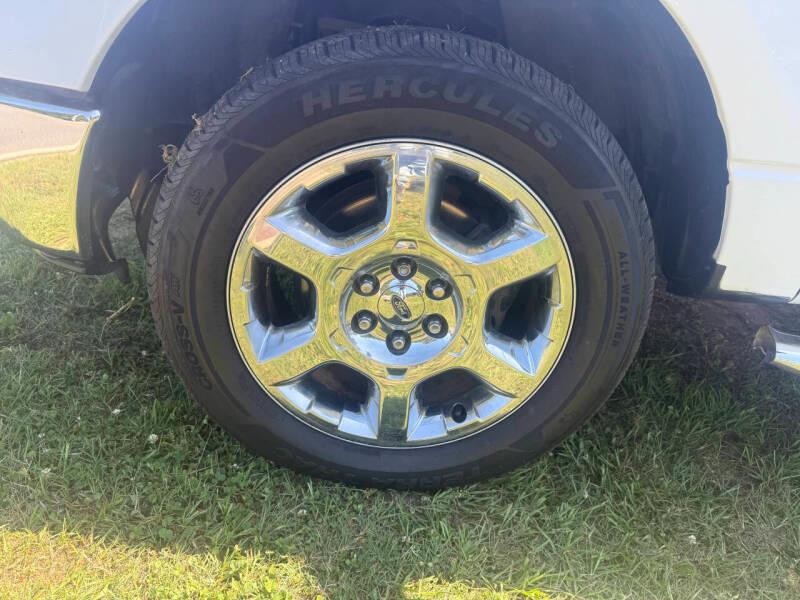 Ford F-150 XL SuperCrew 5.5-ft. Bed 4WD 2013