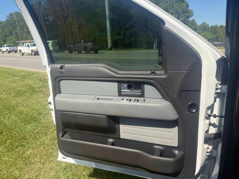 Ford F-150 XL SuperCrew 5.5-ft. Bed 4WD 2013