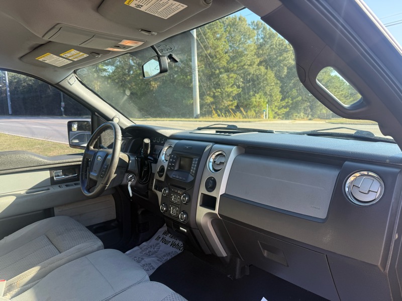 Ford F-150 XL SuperCrew 5.5-ft. Bed 2WD 2014