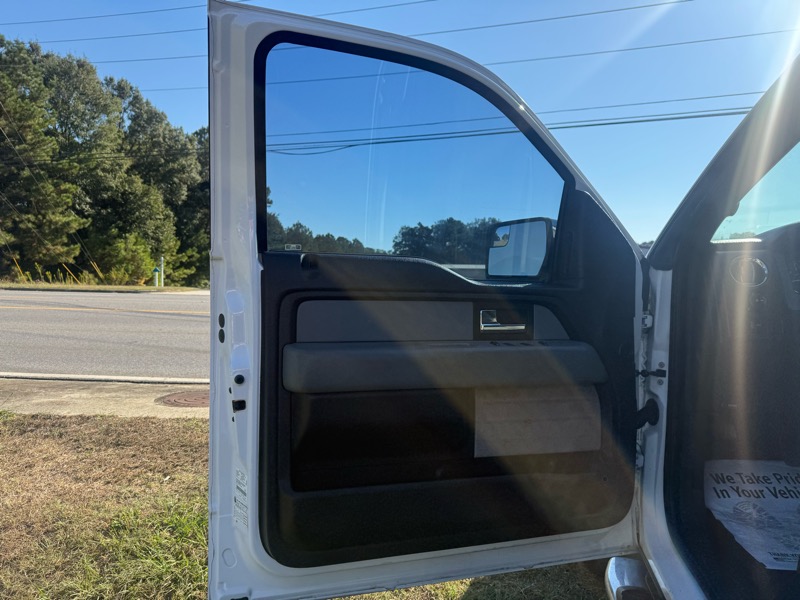 Ford F-150 XL SuperCrew 5.5-ft. Bed 2WD 2014