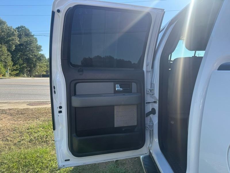 Ford F-150 XL SuperCrew 5.5-ft. Bed 2WD 2014