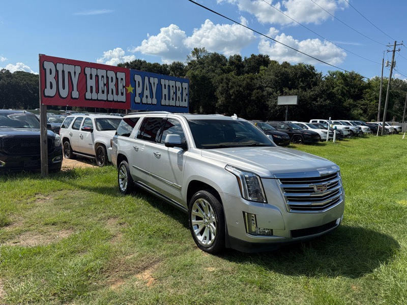 2017 Cadillac Escalade ESV Platinum's photo