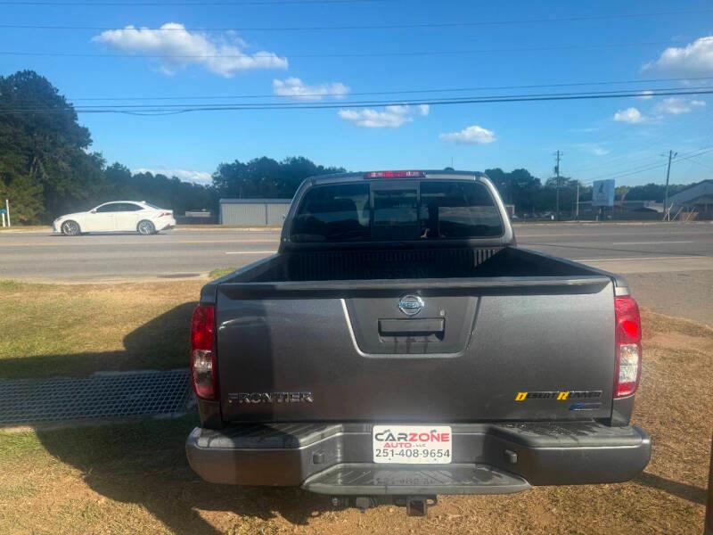 Nissan Frontier S Crew Cab 5AT 2WD 2017