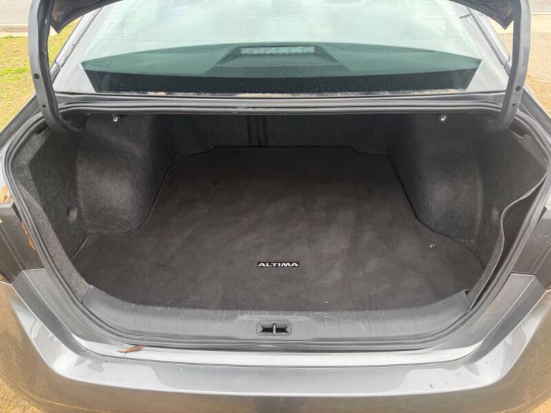 Nissan Altima 2.5 S 2020