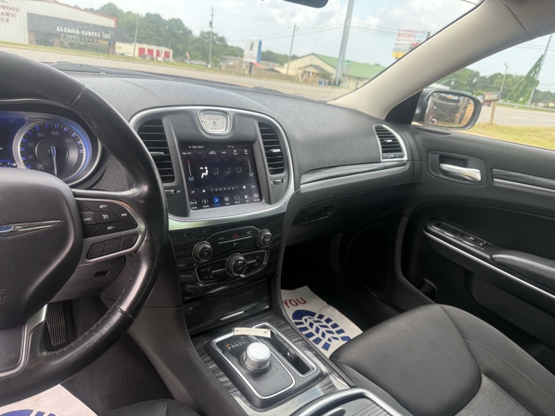 Chrysler 300 Touring 2019