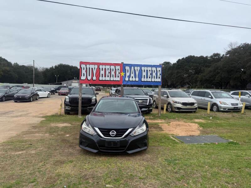 2017 Nissan Altima S's photo