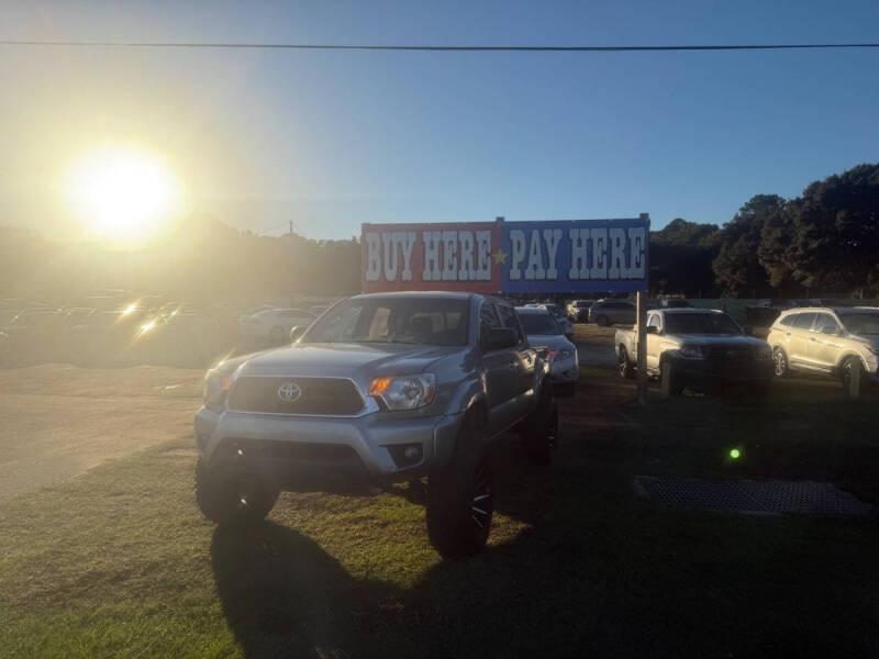 Toyota Tacoma PreRunner Double Cab V6 5AT 2WD 2015