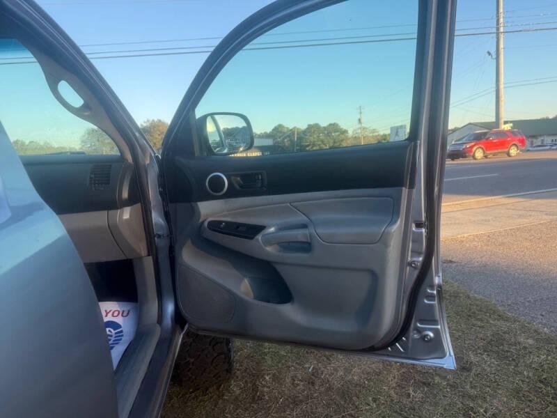 Toyota Tacoma PreRunner Double Cab V6 5AT 2WD 2015