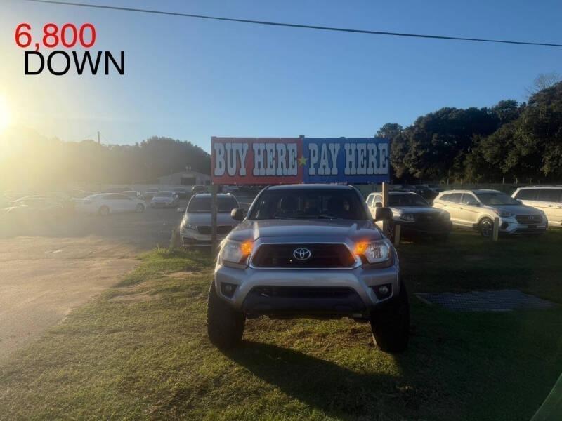 Toyota Tacoma PreRunner Double Cab V6 5AT 2WD 2015