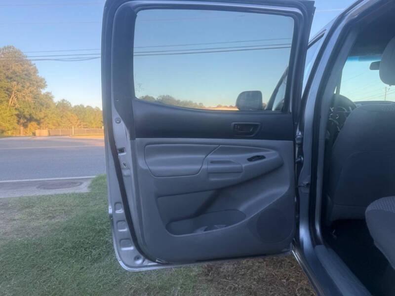 Toyota Tacoma PreRunner Double Cab V6 5AT 2WD 2015