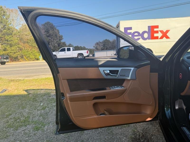 Jaguar XF-Series XF 3.0 Sport 2015