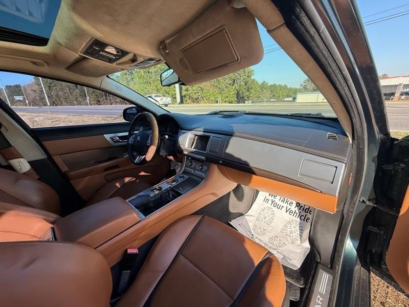 Jaguar XF-Series XF 3.0 Sport 2015