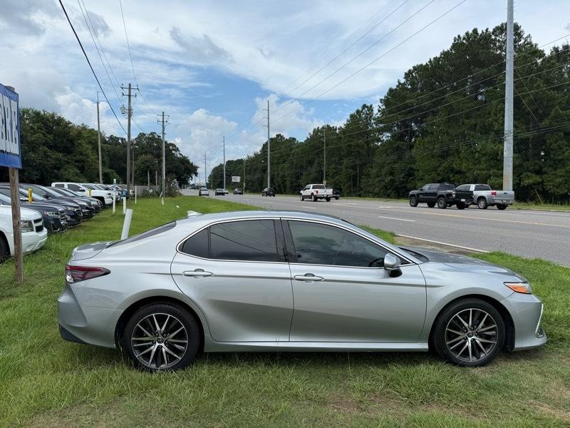 Toyota Camry XLE 2022