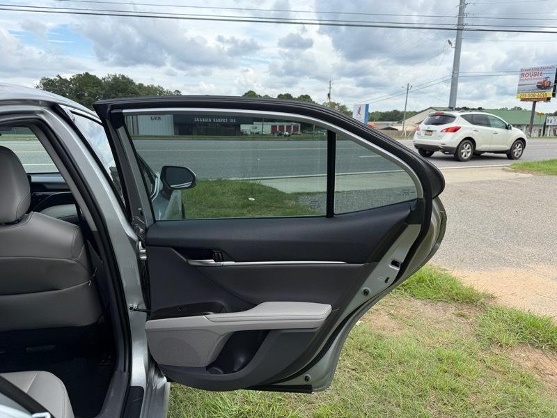 Toyota Camry XLE 2022