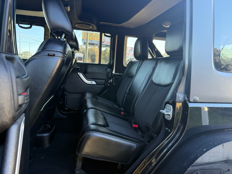 Jeep Wrangler Unlimited Sport 4WD 2013