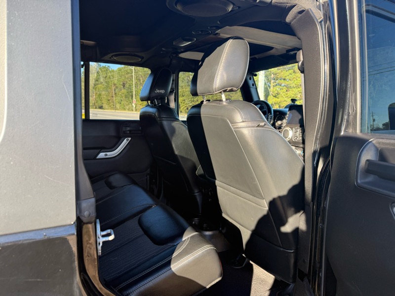 Jeep Wrangler Unlimited Sport 4WD 2013