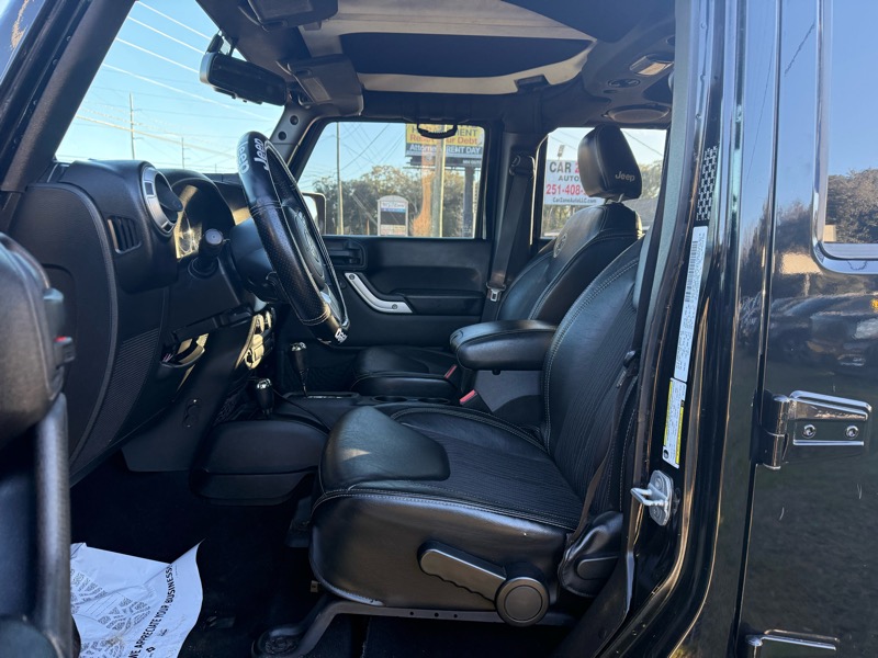 Jeep Wrangler Unlimited Sport 4WD 2013