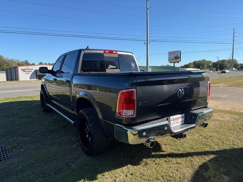 RAM 1500 Laramie Crew Cab SWB 2WD 2016