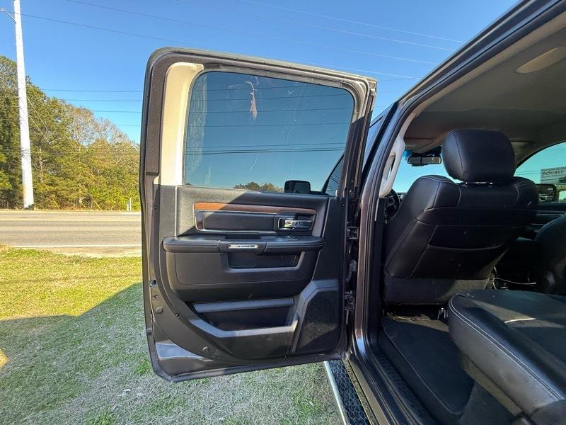 RAM 1500 Laramie Crew Cab SWB 2WD 2016