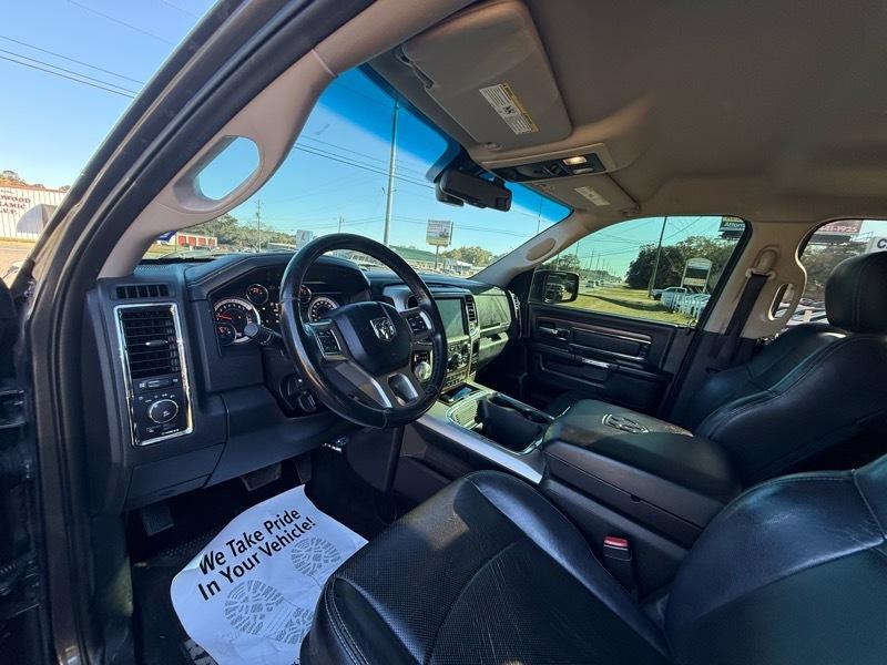 RAM 1500 Laramie Crew Cab SWB 2WD 2016