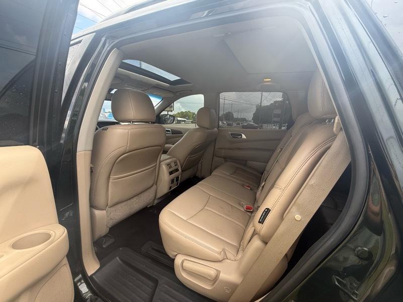 Nissan Pathfinder Platinum 4WD 2018