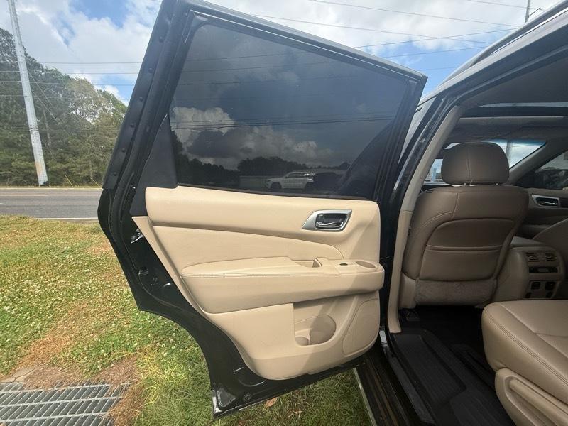 Nissan Pathfinder Platinum 4WD 2018