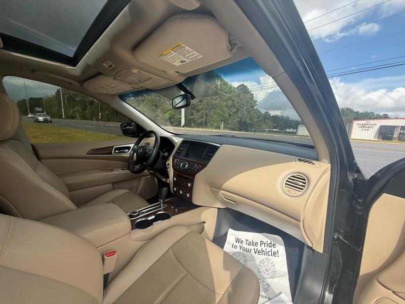 Nissan Pathfinder Platinum 4WD 2018