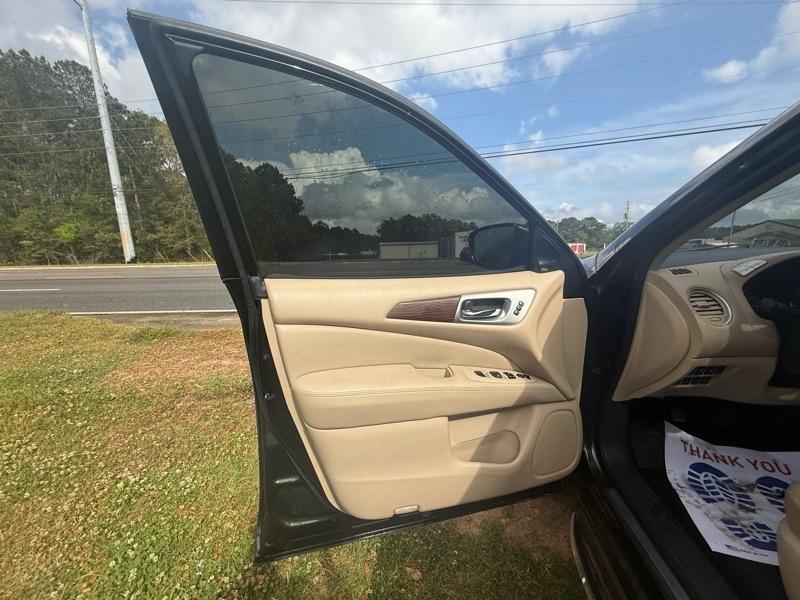 Nissan Pathfinder Platinum 4WD 2018