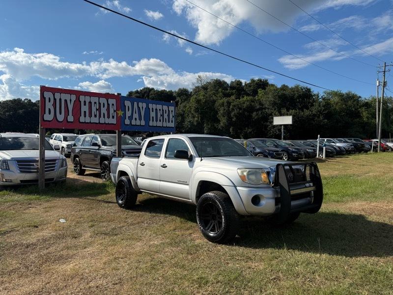 Toyota Tacoma PreRunner Double Cab Auto 2WD 2011