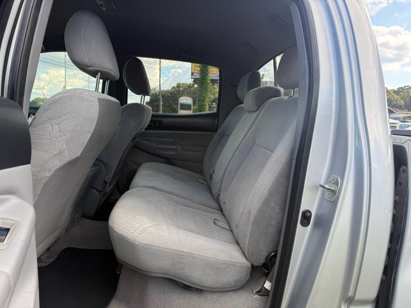 Toyota Tacoma PreRunner Double Cab Auto 2WD 2011