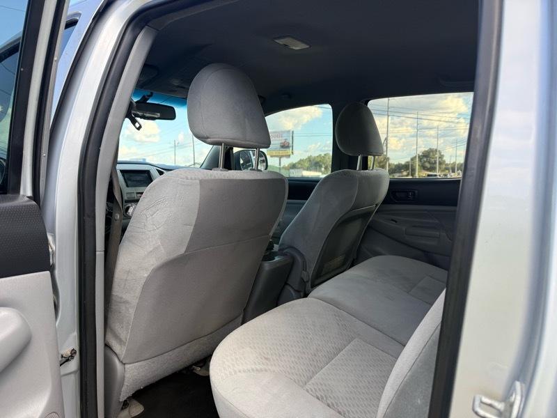 Toyota Tacoma PreRunner Double Cab Auto 2WD 2011